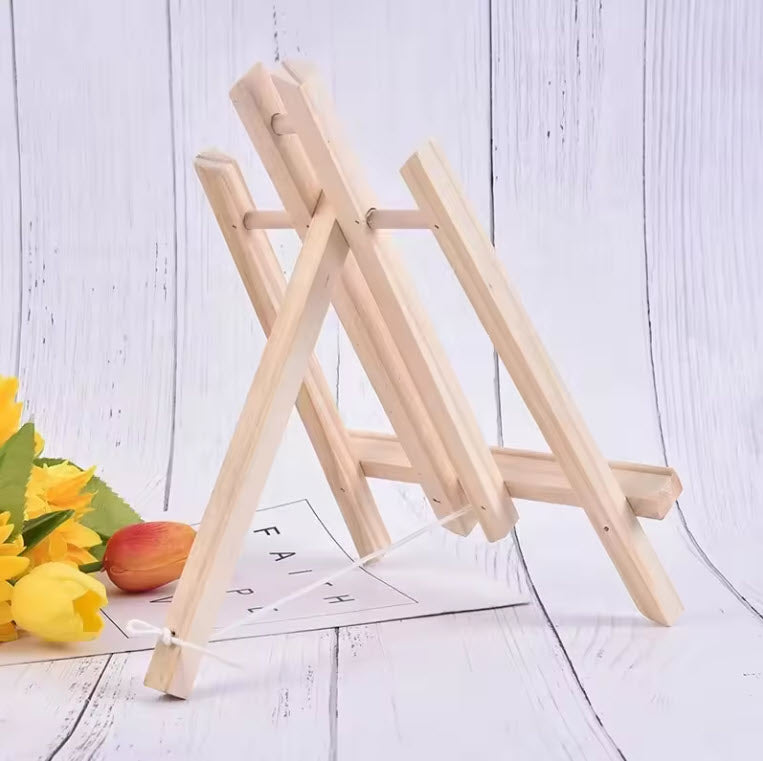 Studio Design Tabletop Easel